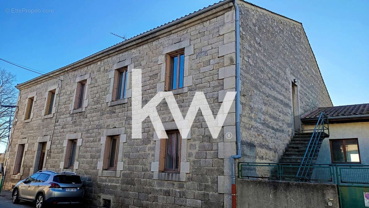 Appartement à PERIGNEUX
