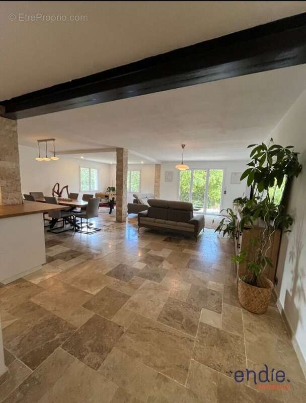 Maison à TRANS-EN-PROVENCE