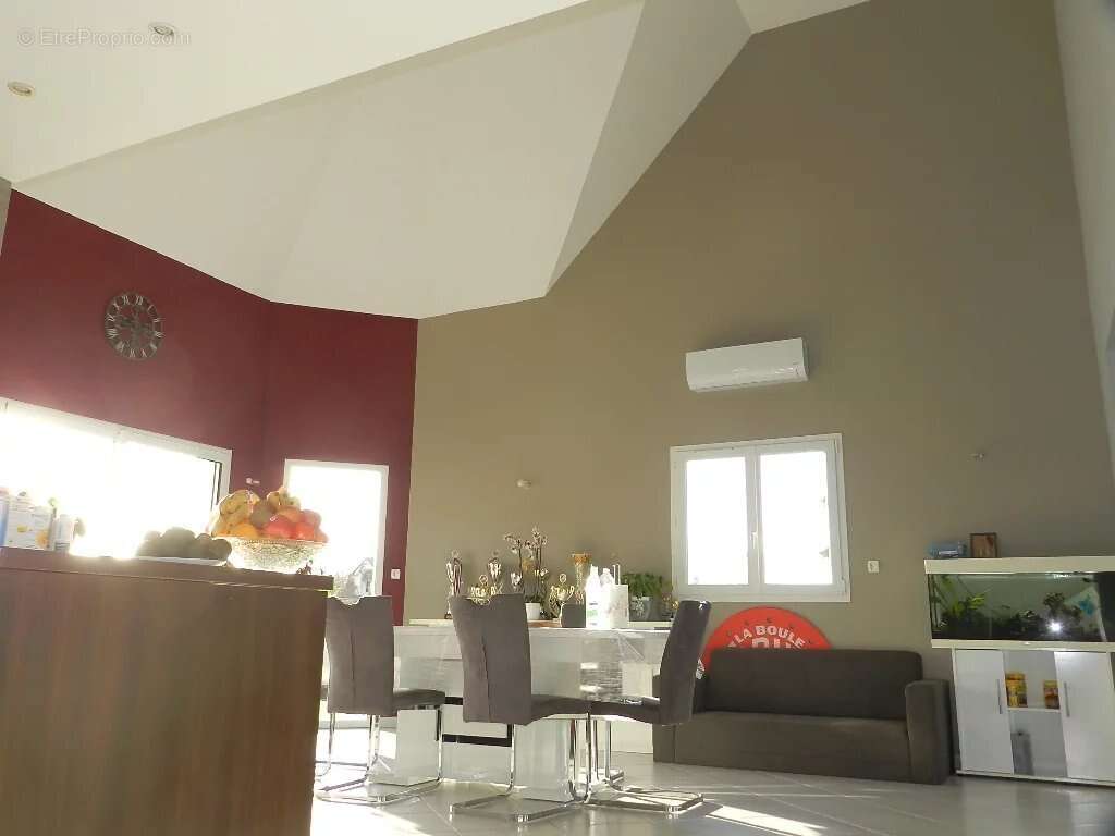 Maison à FRESNEY-LE-VIEUX