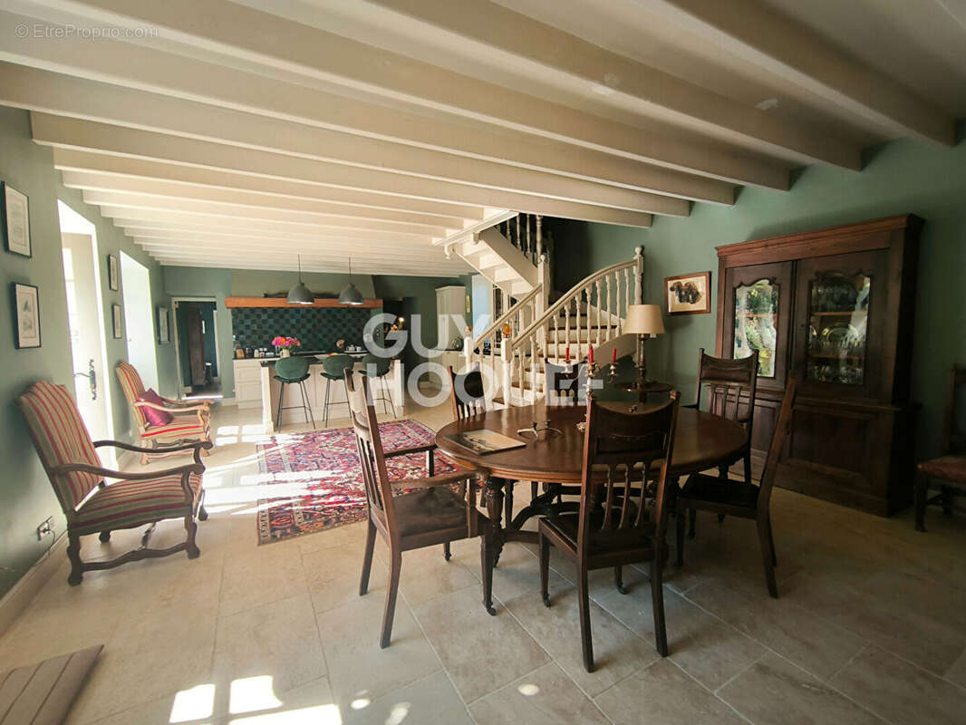 Maison à MINIAC-MORVAN