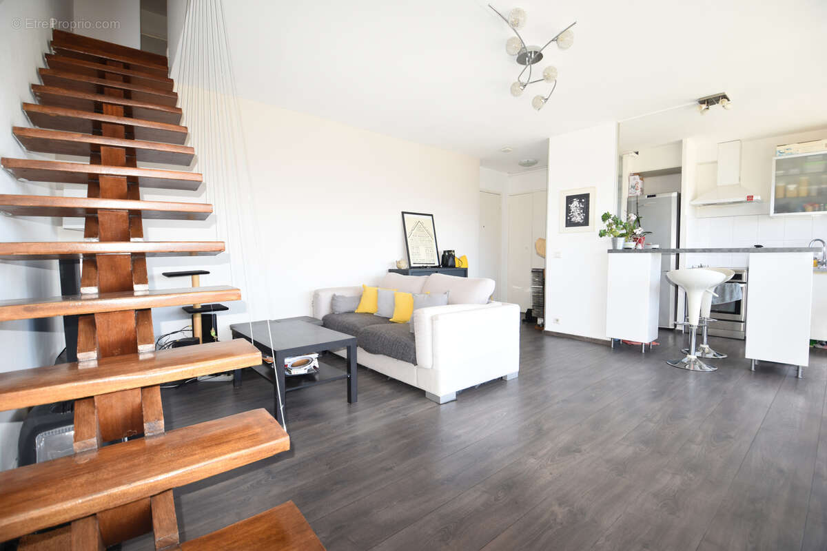 Appartement à MARSEILLE-8E