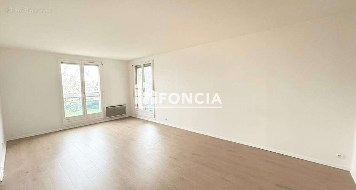 Appartement à ERMONT