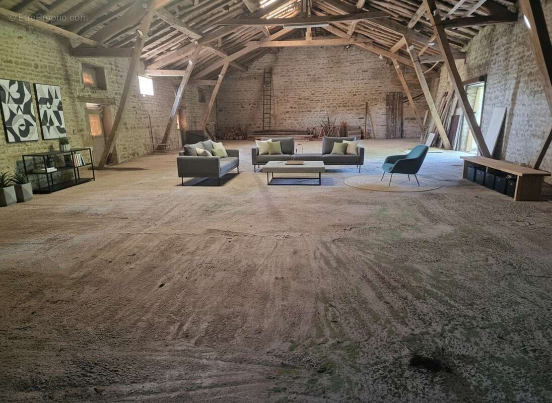 Ensemble immobilier ( maison t6 + grandes dependances ) à vendre 5 pièces (sh. 251 m2) proche contrexeville (88) sur terrain de  - photo 7