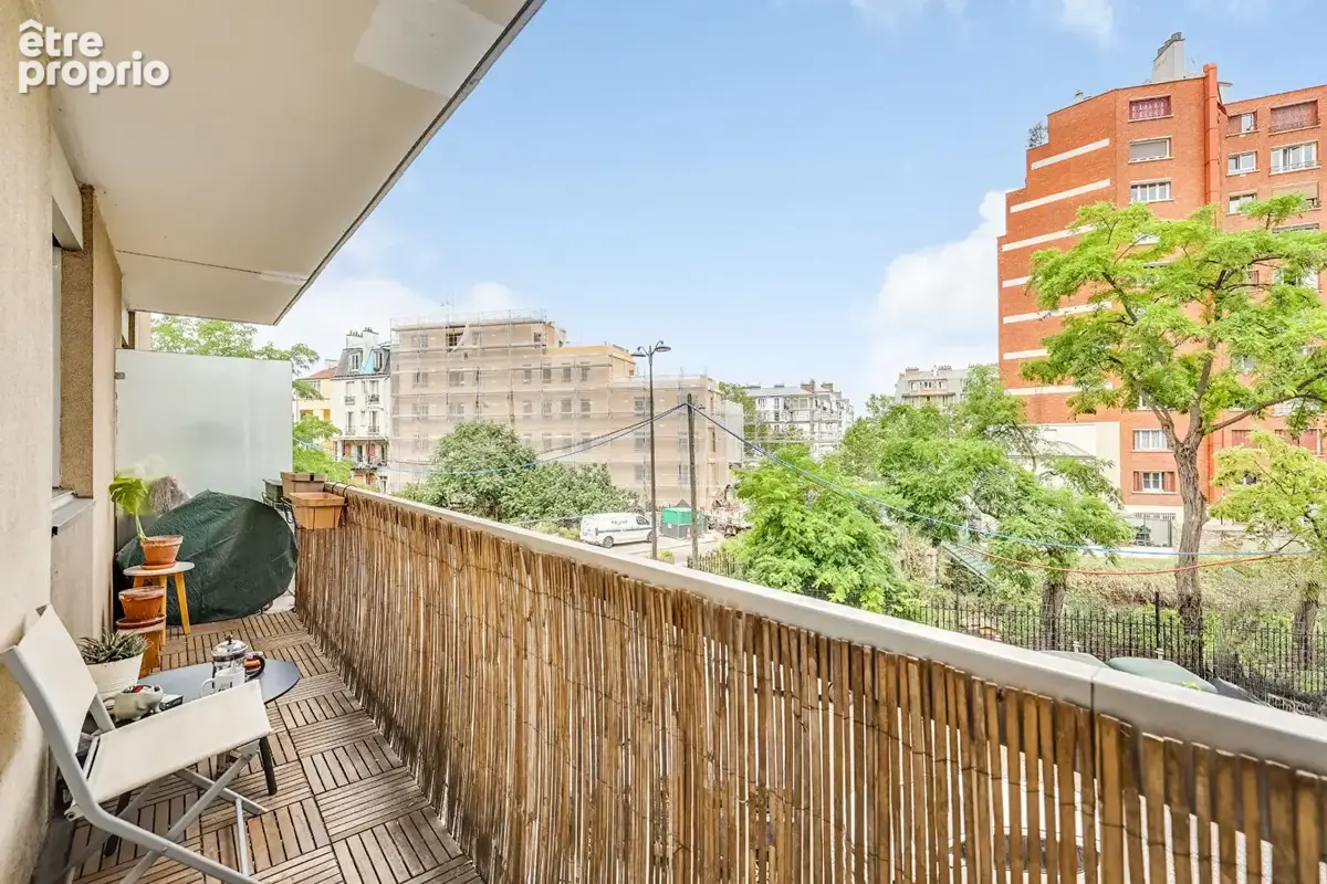Appartement à PARIS-18E