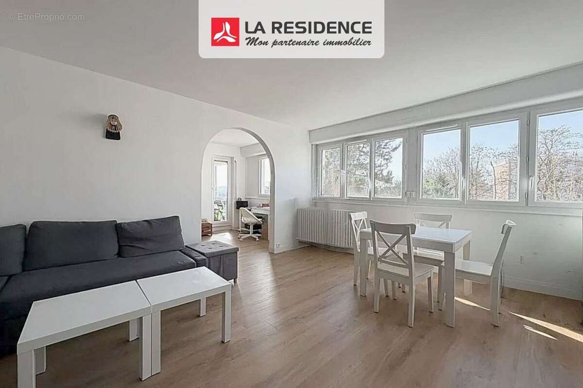 Appartement à CARRIERES-SUR-SEINE