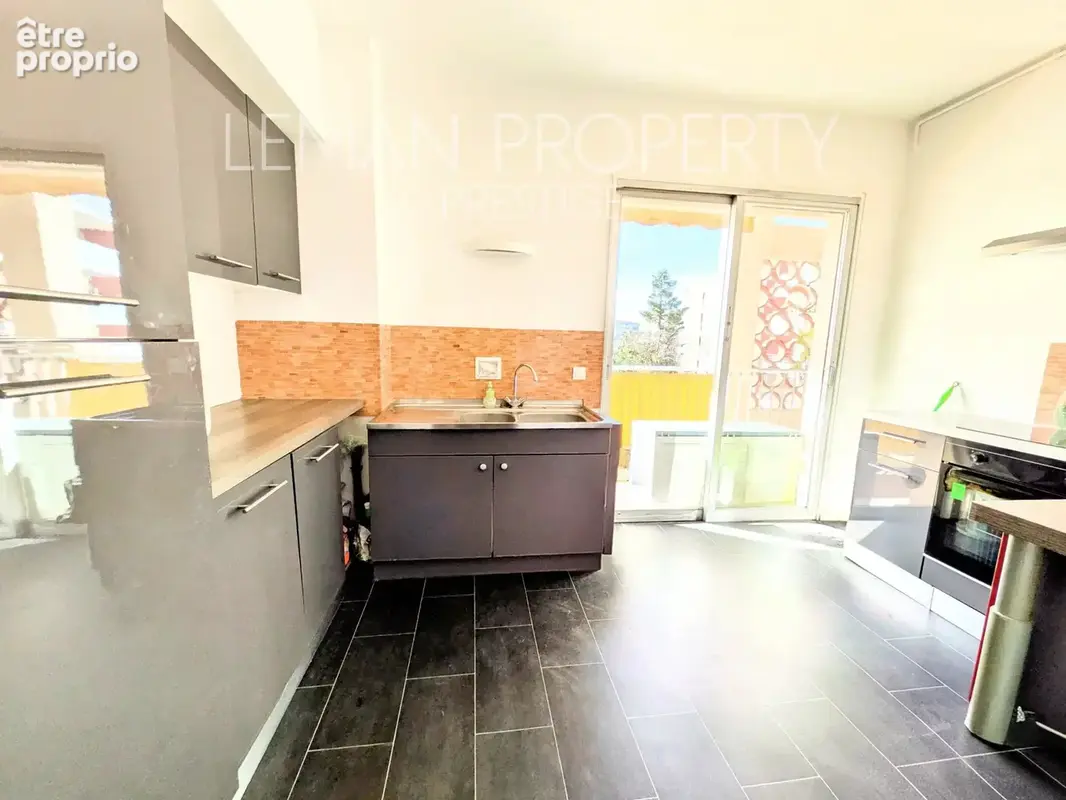 Appartement T2 de 62 m2. terrasse de 22 m2 PARKING - photo 11
