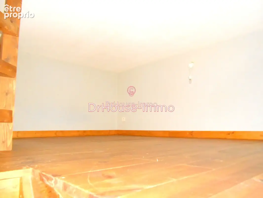 Appartement 23 m² à Valence  - photo 5