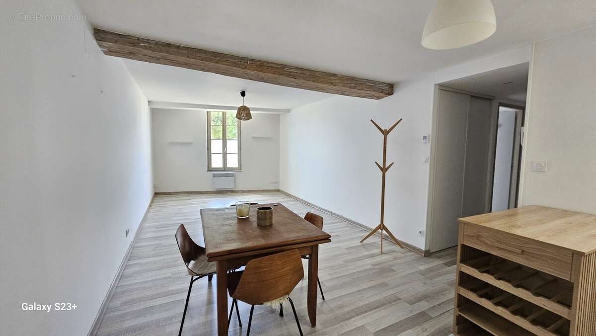 Appartement 55 m² à Niort  - photo 6