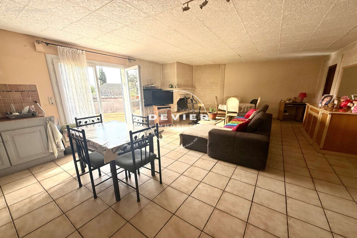 Appartement à BAILLARGUES