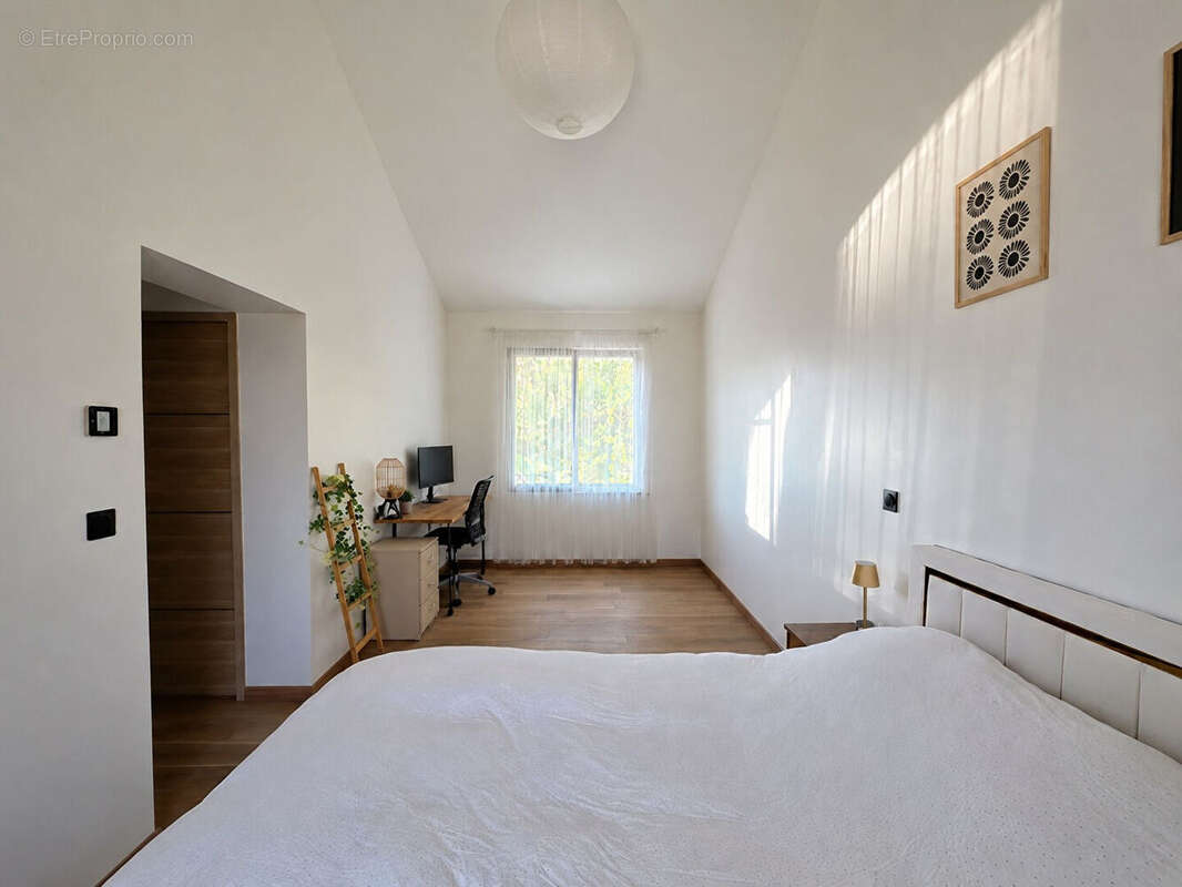 Maison familiale rénovée de 145 m² avec jardin ? Mérignac - photo 9