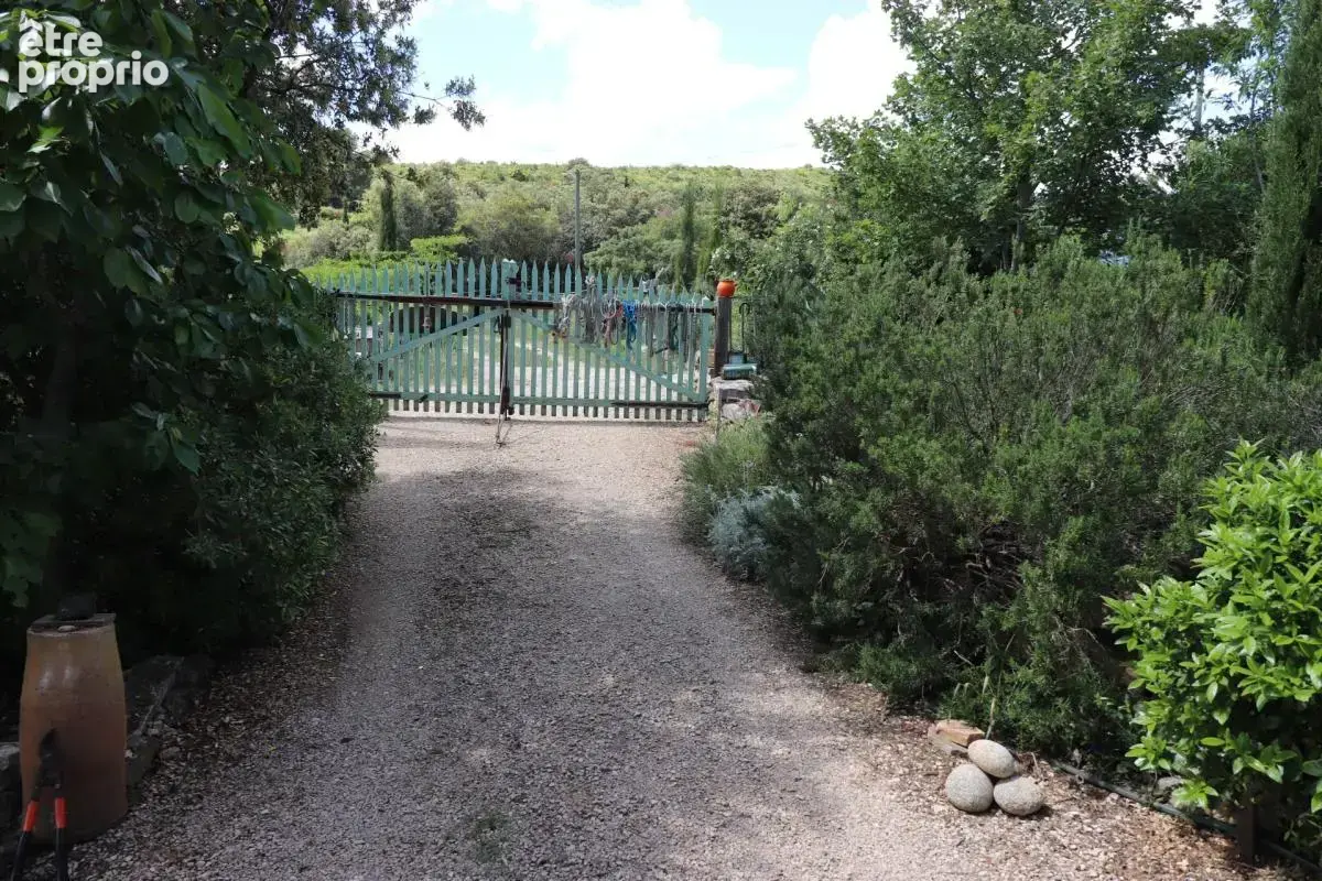 A vendre propriete de 8 hectares  au coeur du  minervois (34) - photo 7