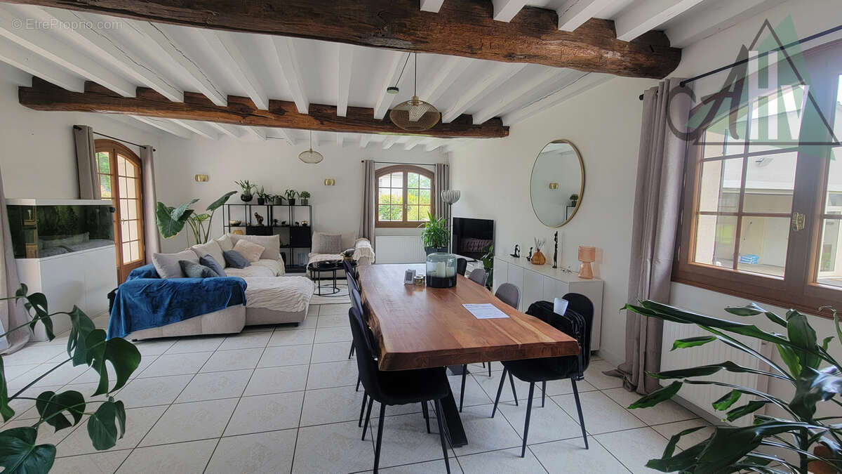 Maison à BRAY-SUR-SEINE