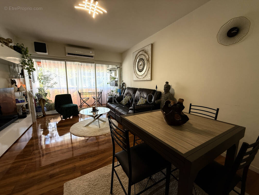 Appartement à FREJUS