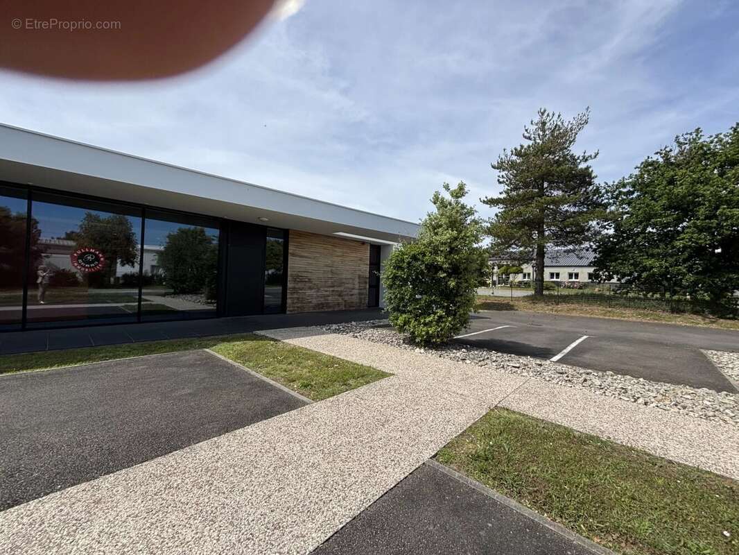 Commerce à L&#039;ILE-D&#039;OLONNE