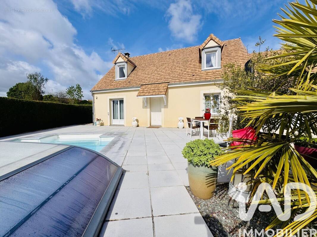 Photo 1 - Maison à MAULETTE