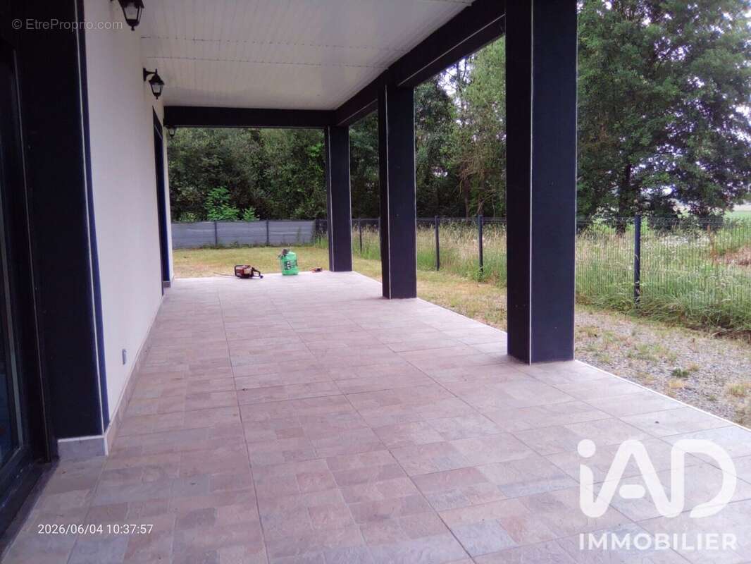 Maison 141 m² à Labarthe-Inard  - photo 3