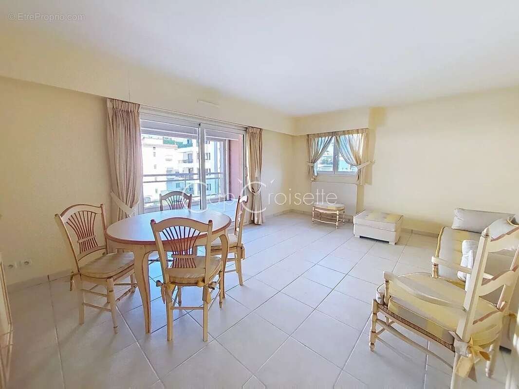 Appartement à CANNES