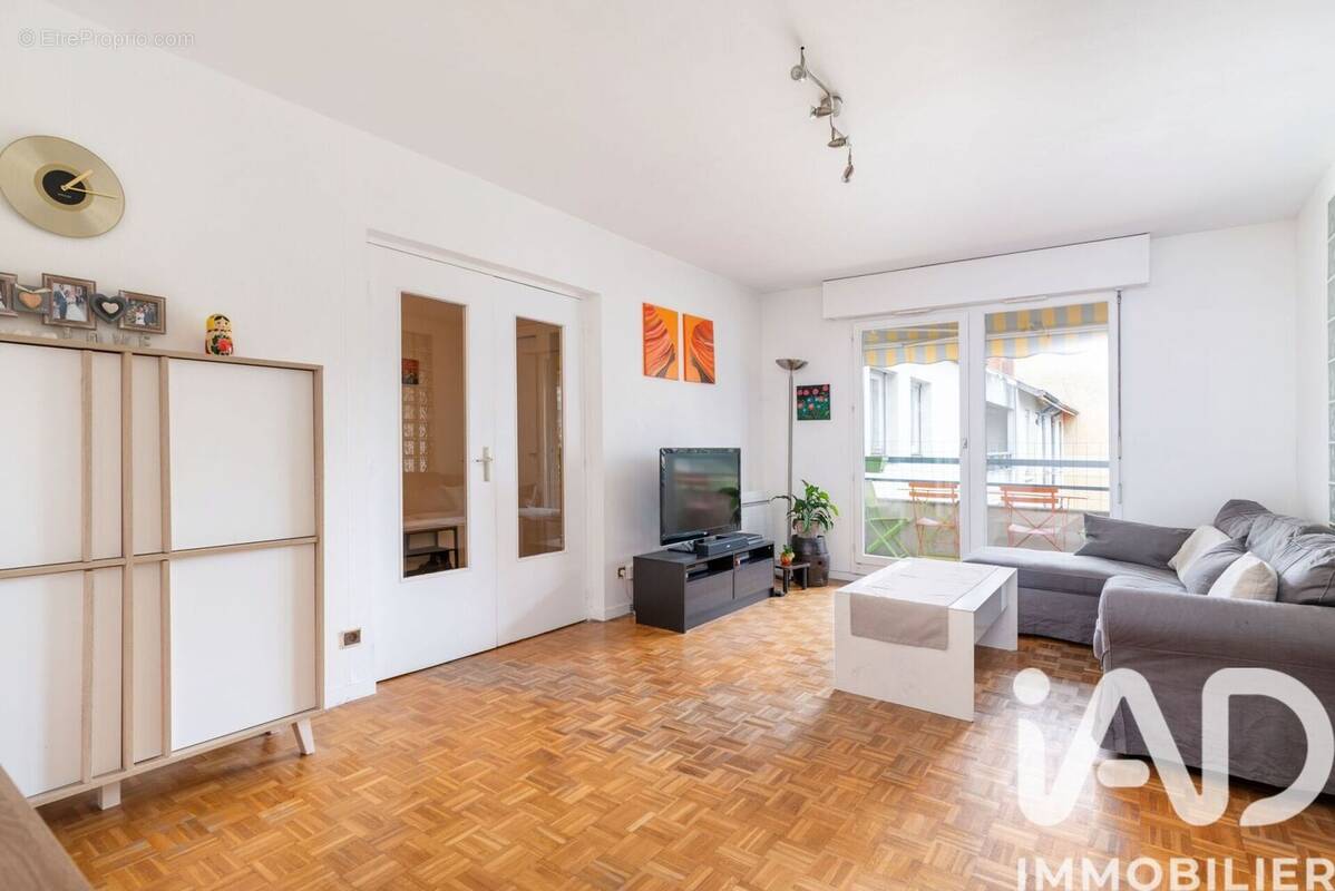 Photo 1 - Appartement à VILLEURBANNE