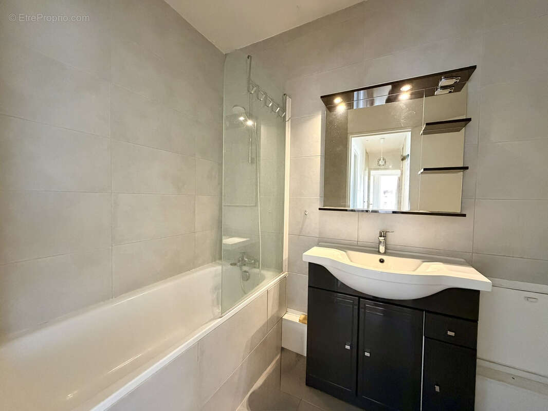 Appartement à PARIS-12E