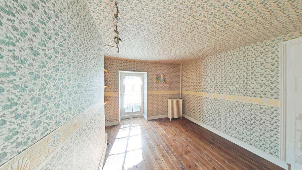 Appartement à SAINTE-MAURE-DE-TOURAINE