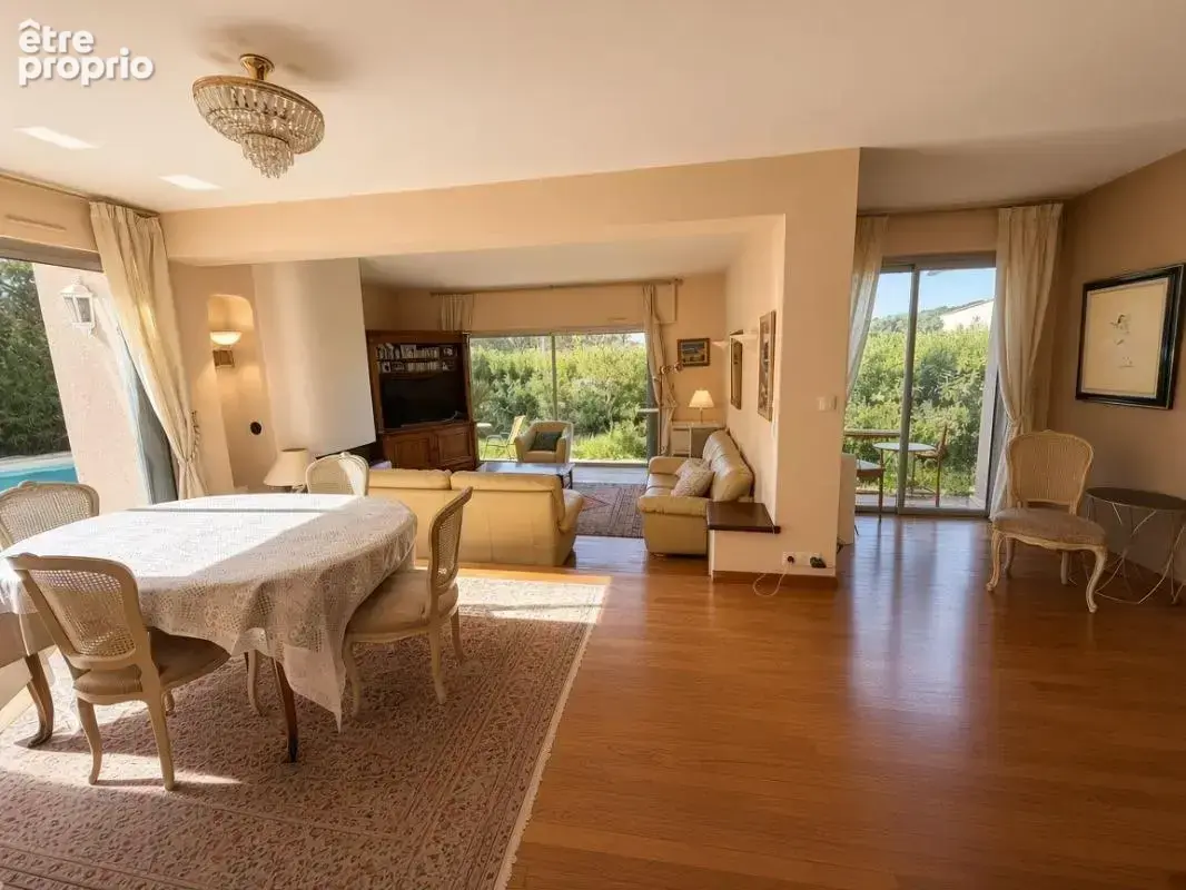 LA COLLE SUR LOUP Maison style californienne 4 chambres piscine double garage - photo 9