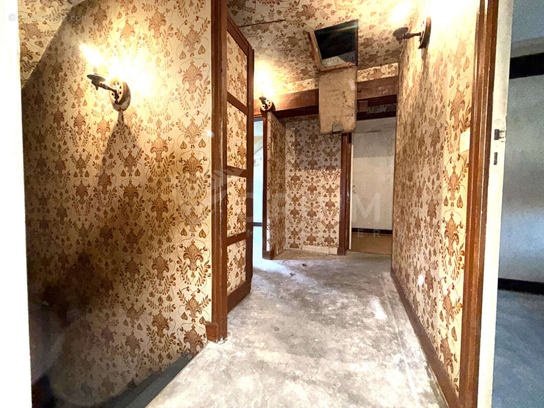 Maison à COSNE-COURS-SUR-LOIRE