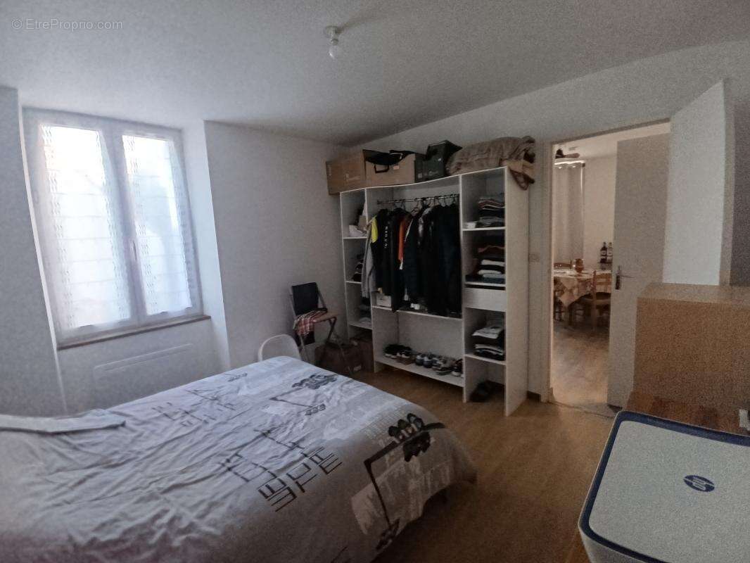 Appartement à SAINT-DENIS-D&#039;ORQUES