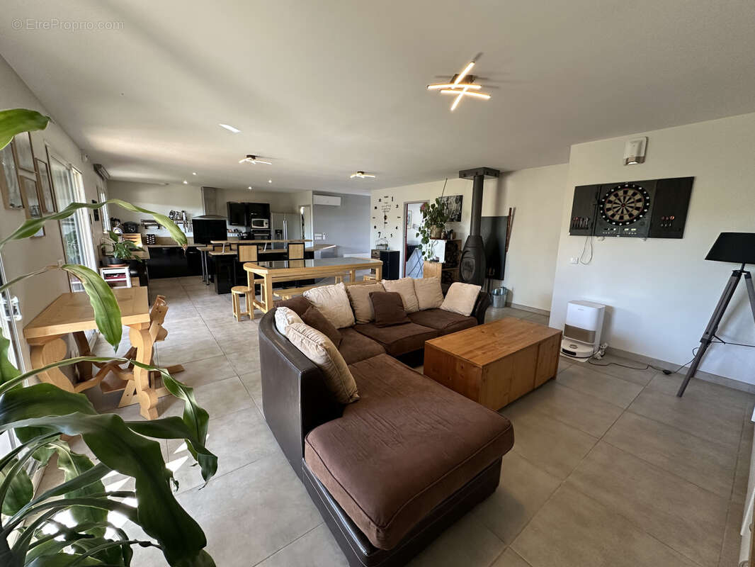 Maison à LASGRAISSES