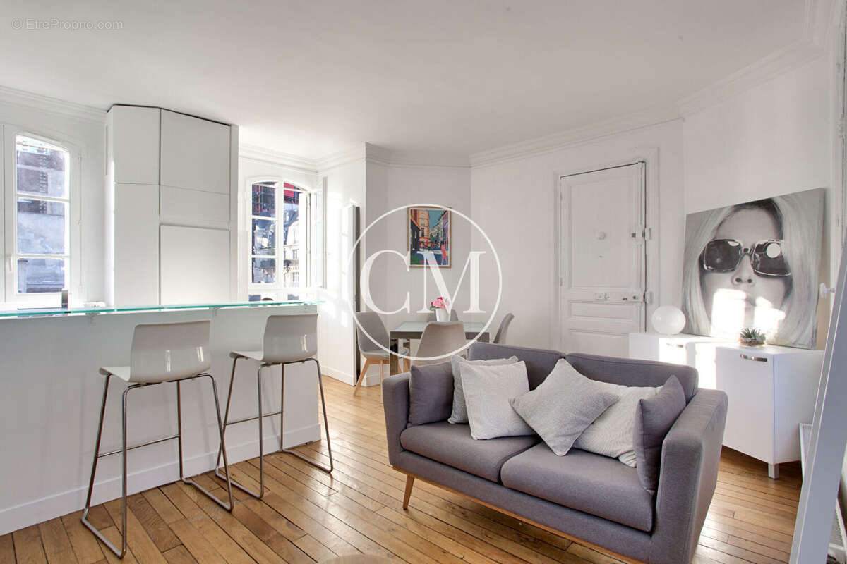 Appartement à PARIS-4E