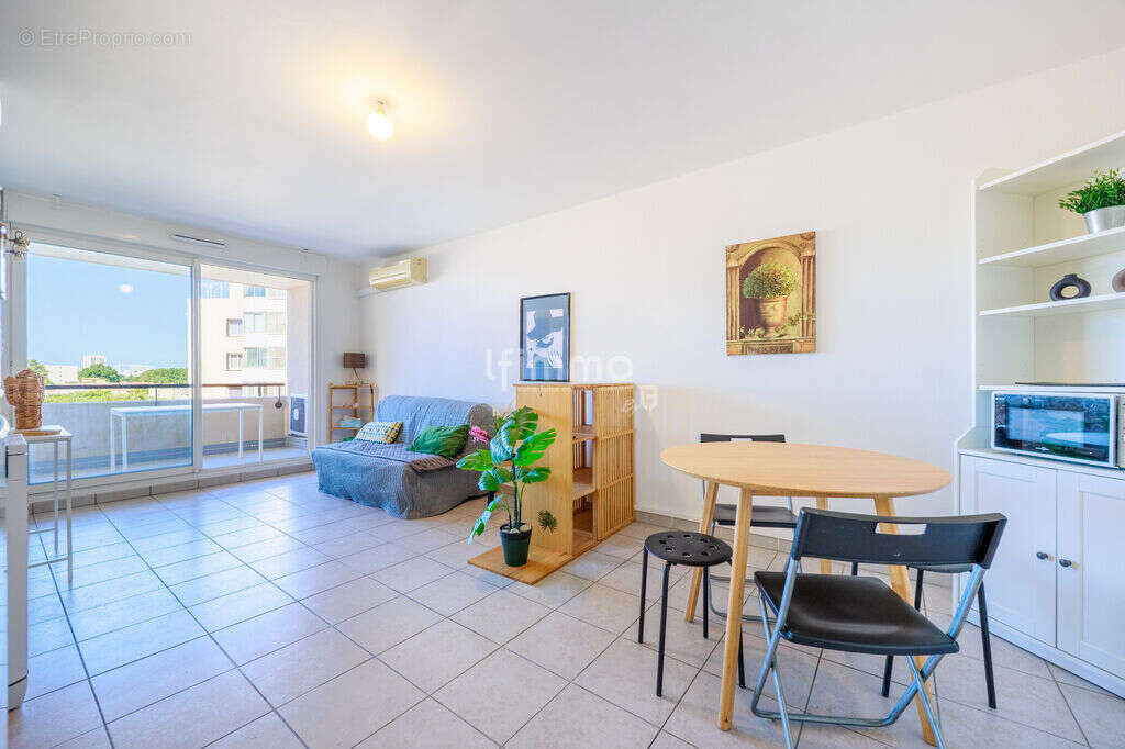 Appartement à MARSEILLE-10E