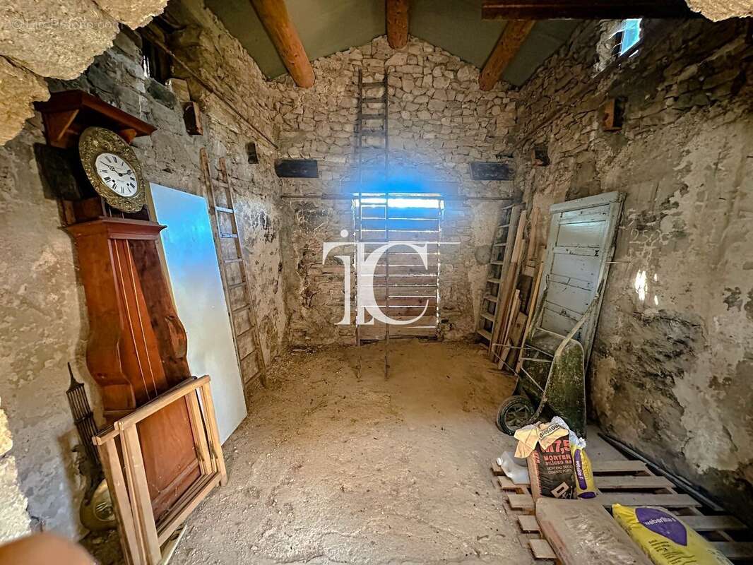 Maison à COURRY