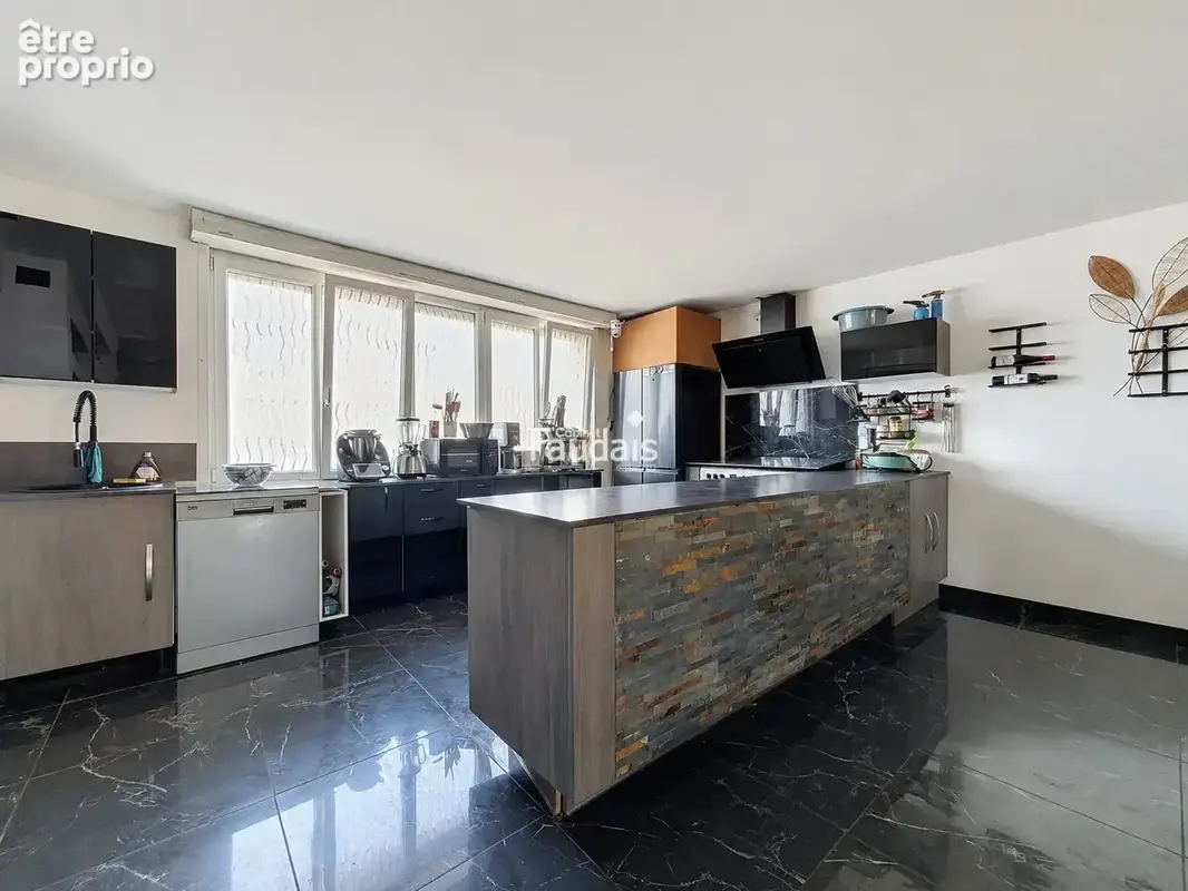 Maison 7 pièces 153 m² à vendre à Saint-Martin-Des-Besaces (14350) - photo 5
