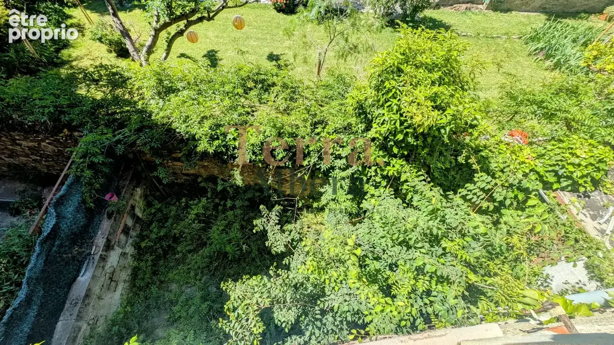 Laroque des Albères - Maison de village avec fort potentiel de division - photo 6