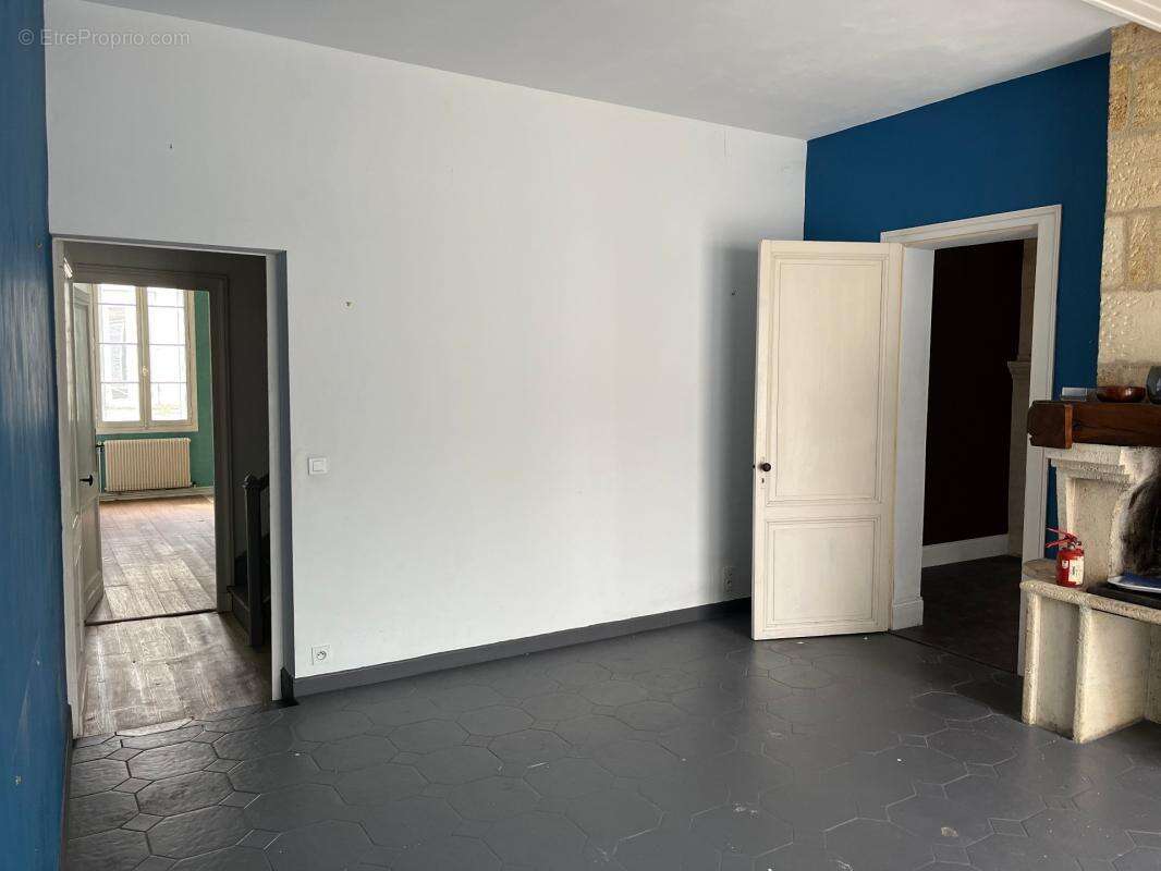 Maison 300 m² avec garage 72 m² à rénover Libourne - photo 14