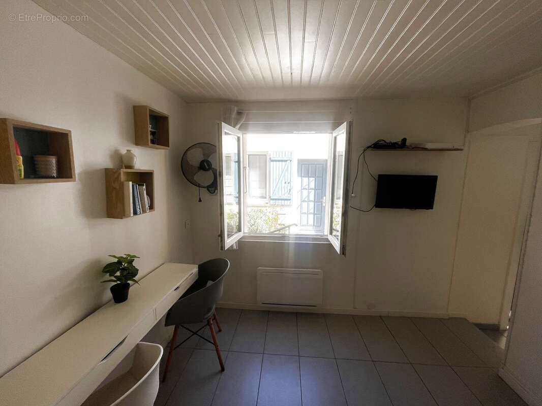 Appartement à MARSEILLE-7E