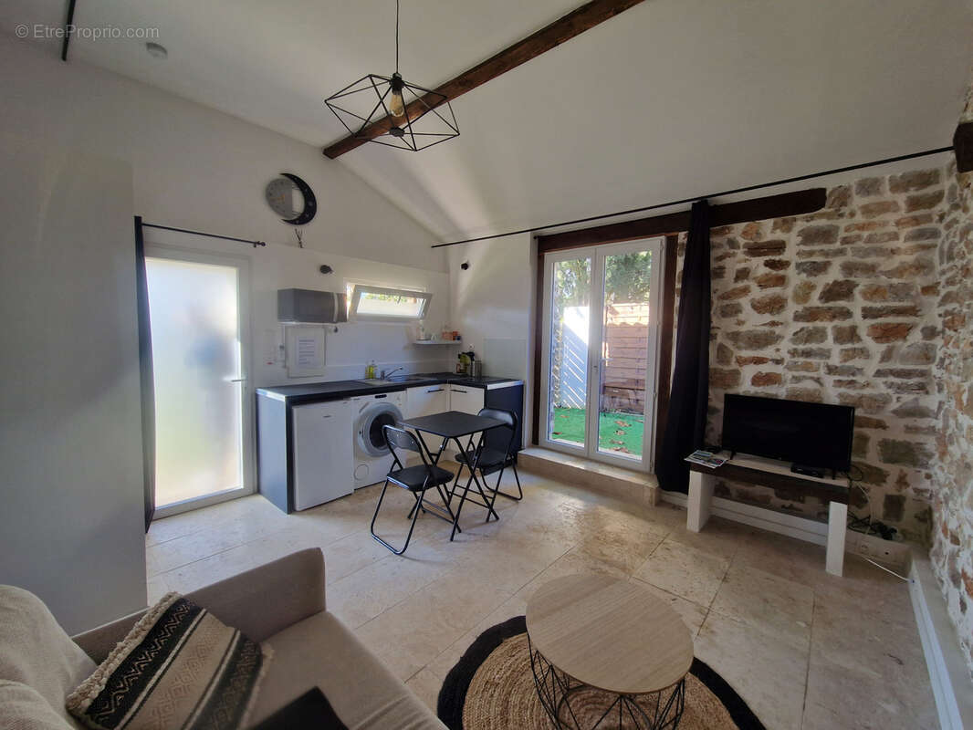 Maison à LORGUES