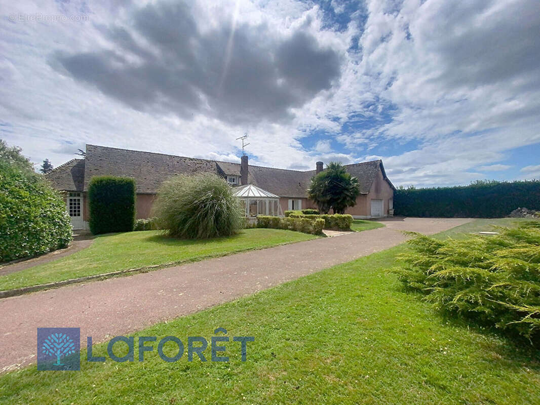 Maison à BRETEUIL