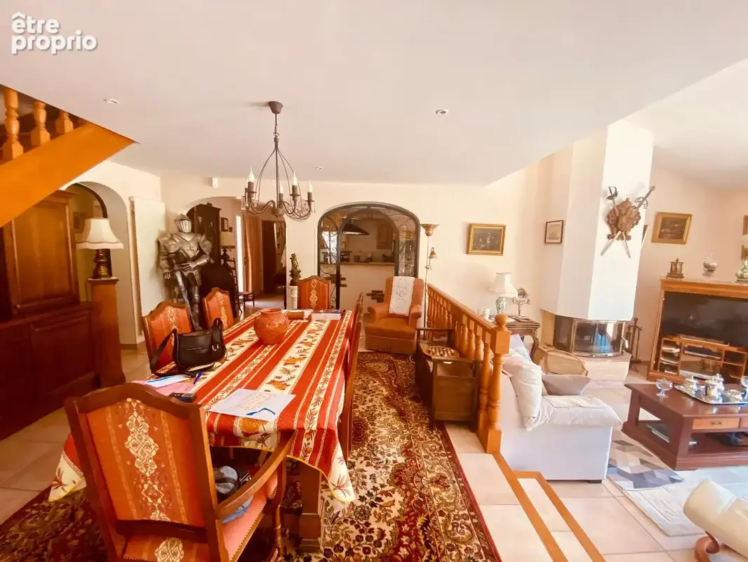 Le Boulou : magnifique villa d’architecte quartier résidentiel grande parcelle avec piscine ! - photo 14