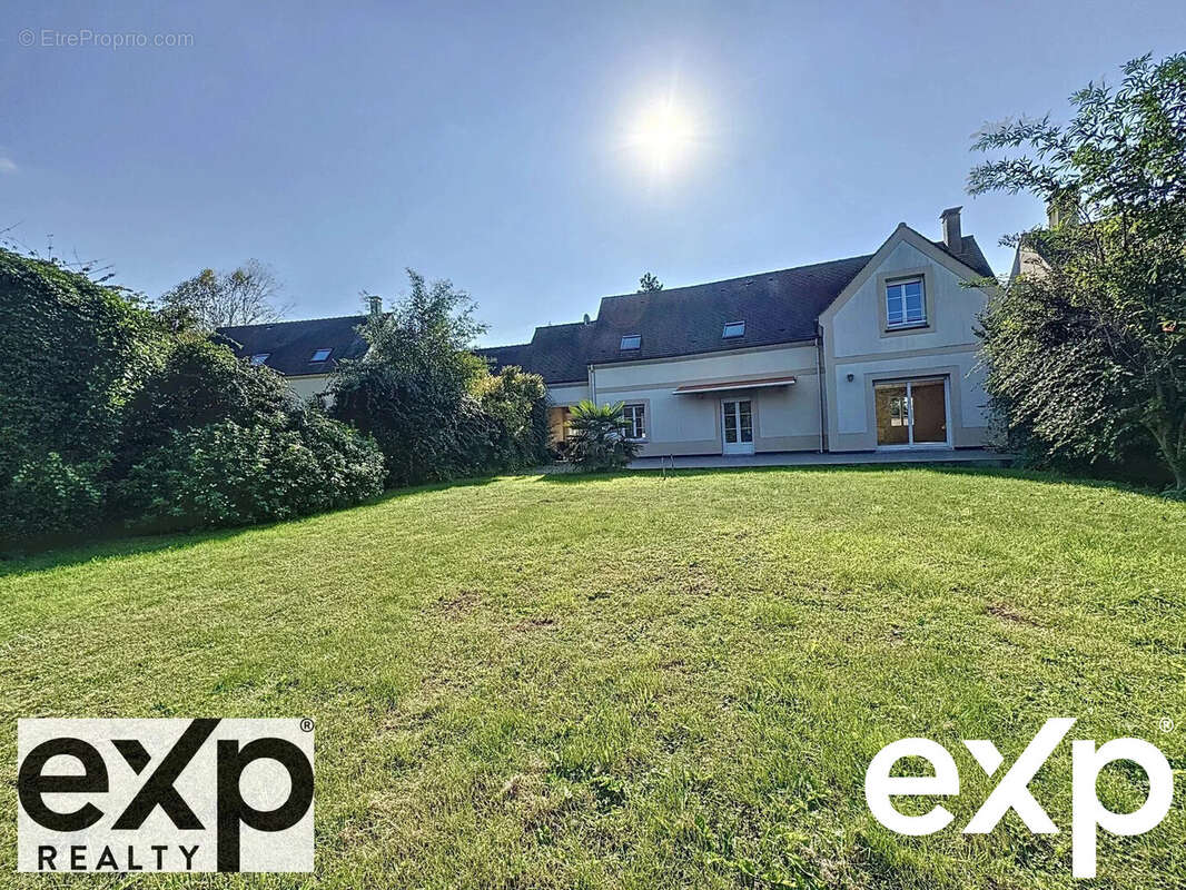 Maison à AMENUCOURT