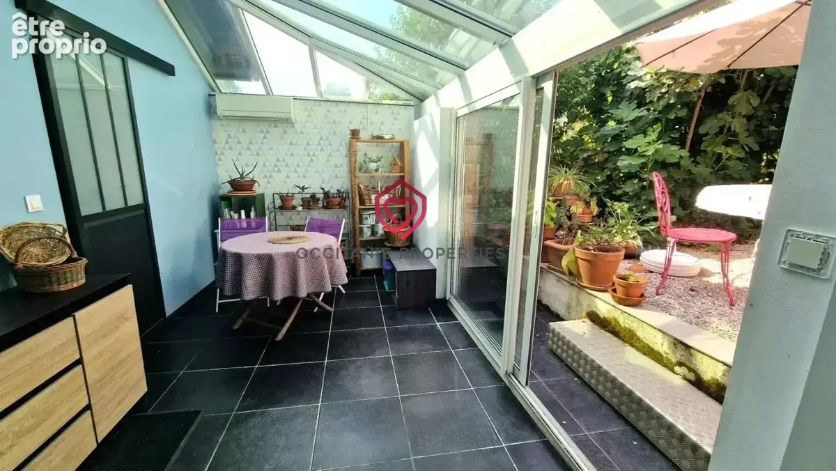 Agreable maison individuelle avec garage et terrain clos - photo 4