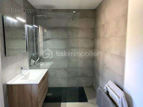 Narbonne - secteur roche grise - villa de 183 m² - 4 faces - piscine - appartement de 70 m² - parcelle 2200 m² - photo 11