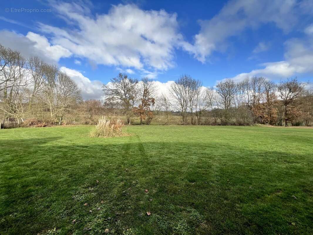 Maison à BOULOGNE-SUR-GESSE