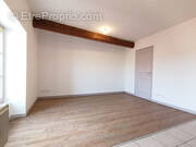 Appartement à ROQUEMAURE