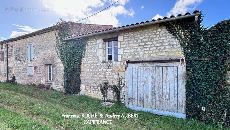 Maison à SAINT-VAIZE