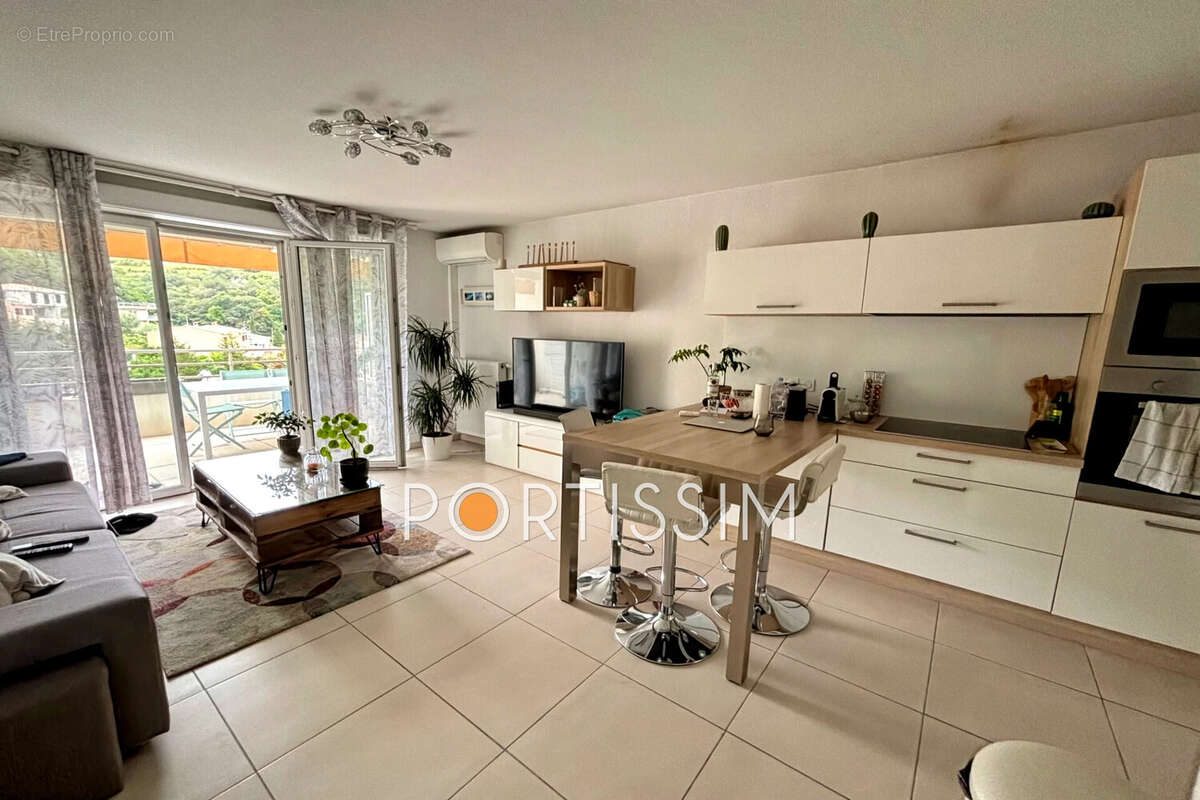 Appartement à CAGNES-SUR-MER