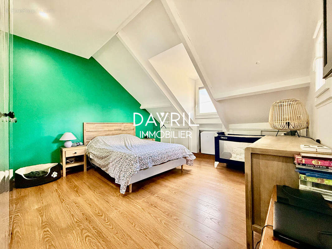 Maison à CONFLANS-SAINTE-HONORINE