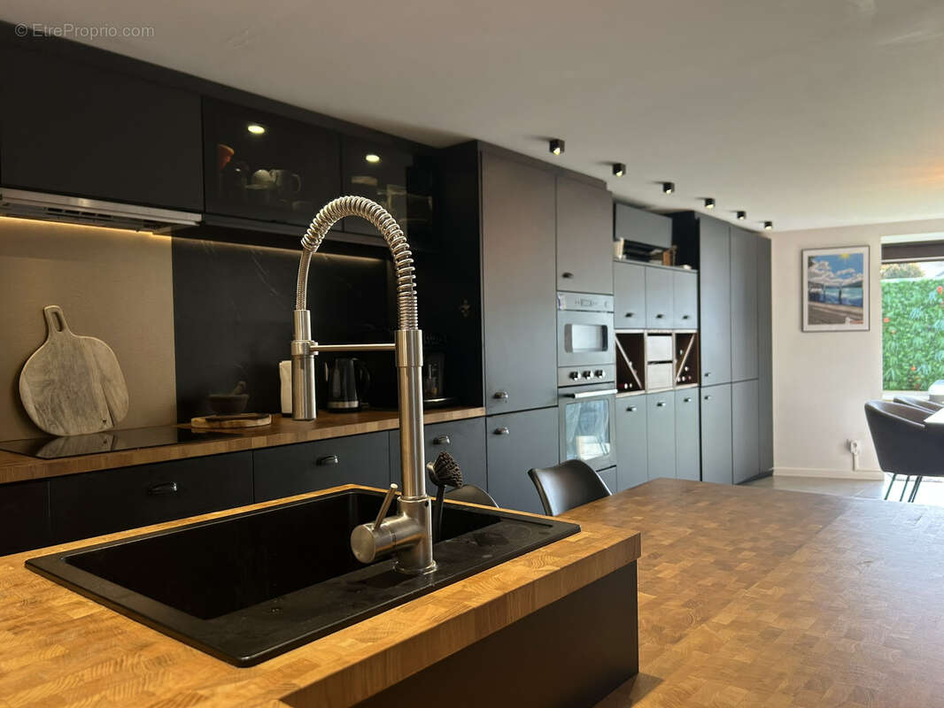 Appartement à VOURLES