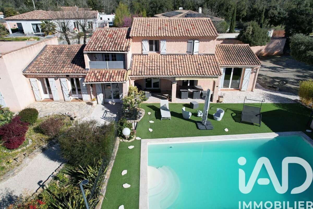 Photo 7 - Maison à LORGUES