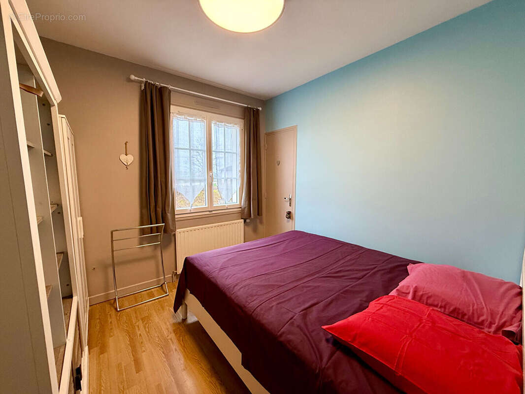 Maison à LE VEURDRE