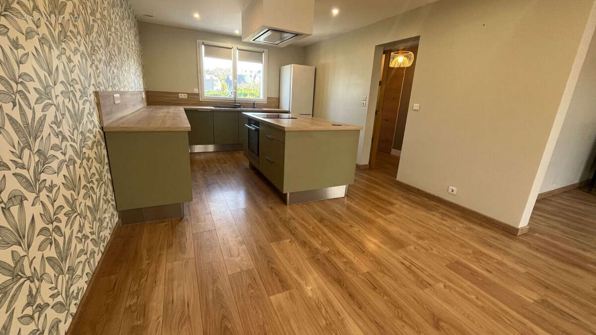 Maison à ERGUE-GABERIC